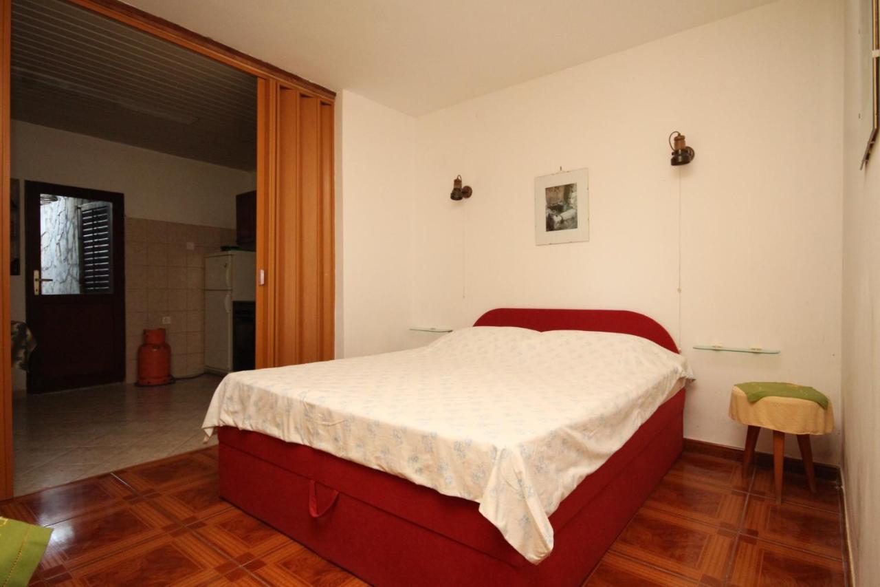Apartments By The Sea Milna, Vis - 8913 ภายนอก รูปภาพ